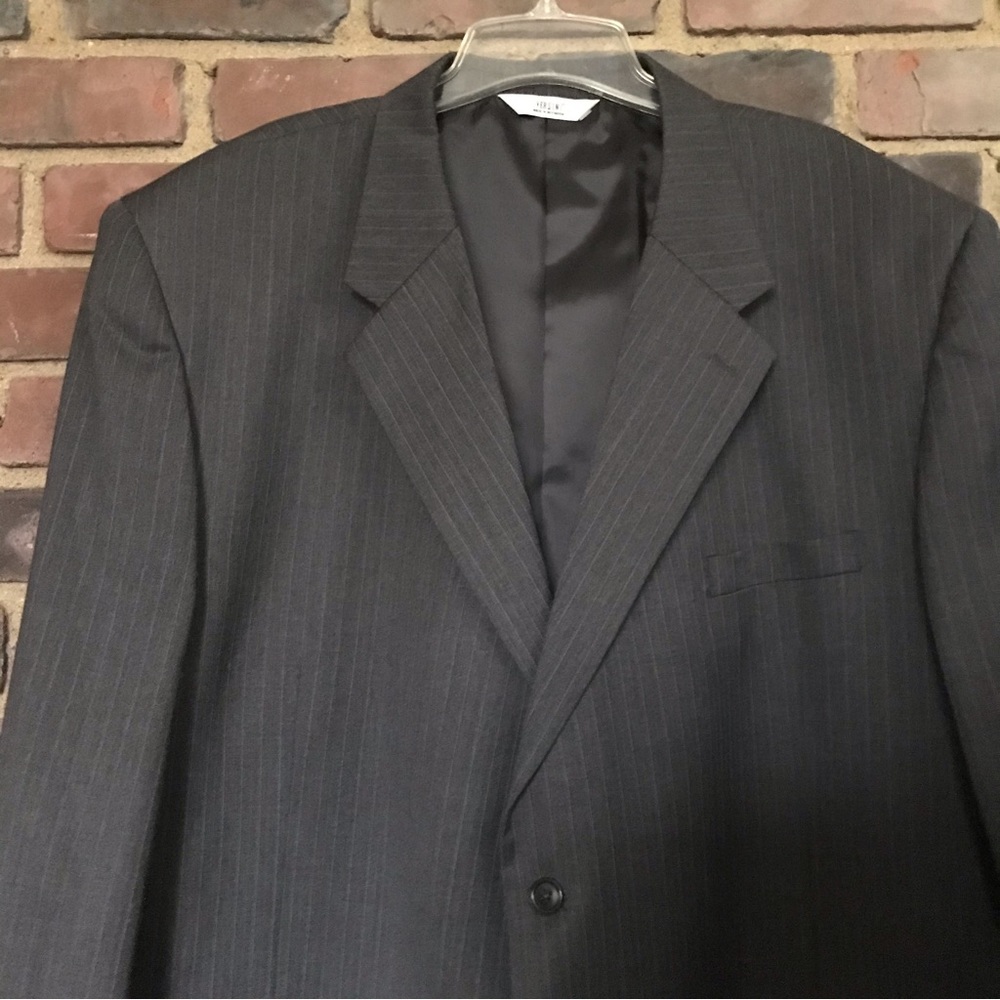 Versini | Wool Striped Gray Suit Jacket 56R -59 Bust -25.5” Sleeve -single Vent